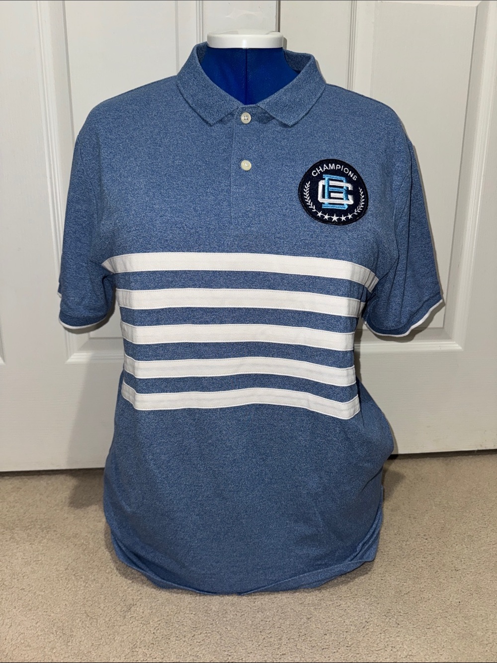 Elevate your casual wardrobe with a preppy short sleeve polo shirt by Giordano